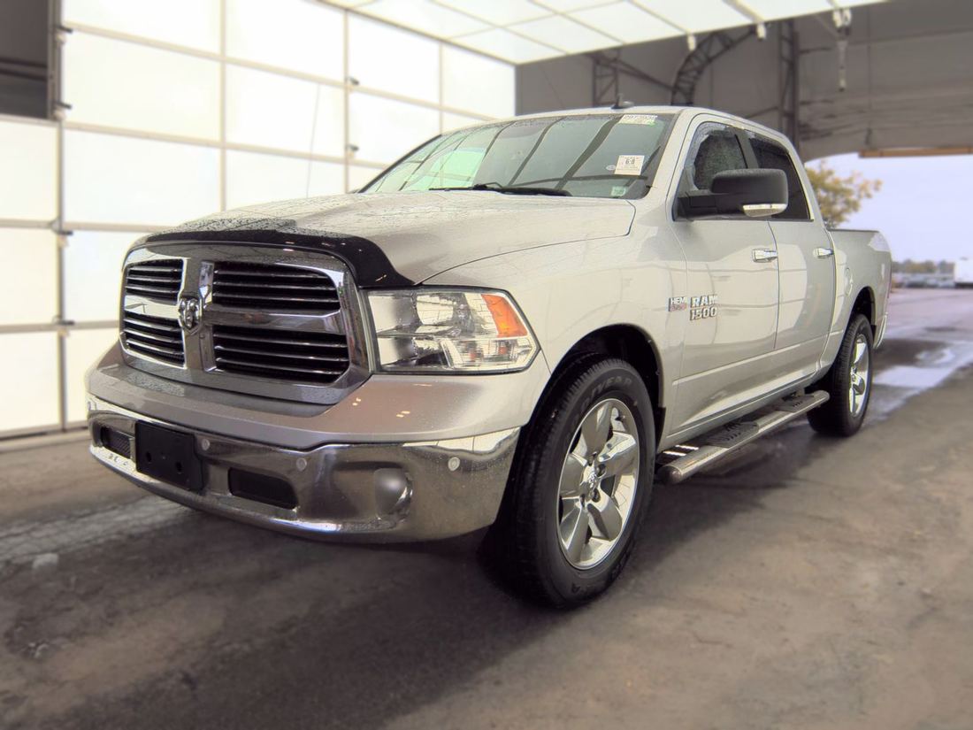 2016 RAM SLT