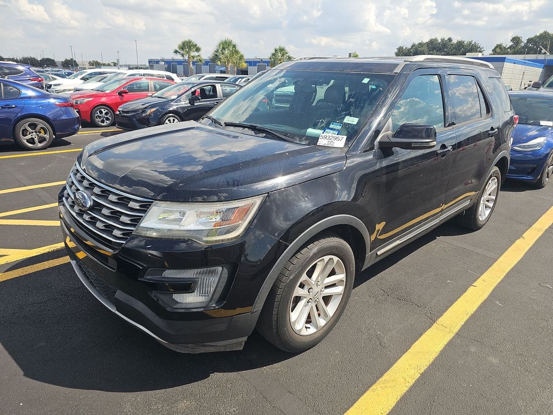 2017 FORD XLT