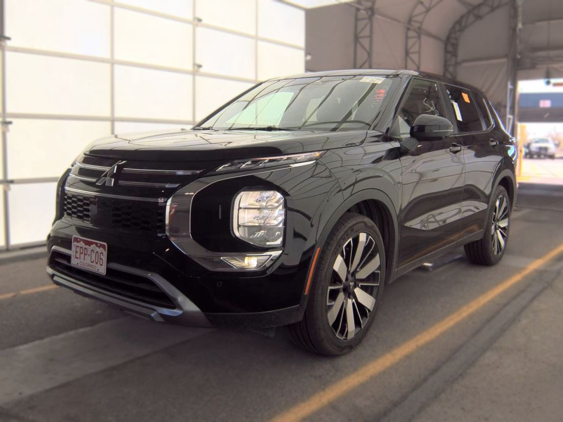 2025 Mitsubishi SE, Ralliart, Trail Edition