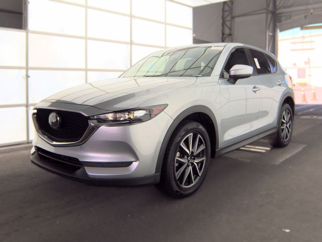 2018 MAZDA Touring