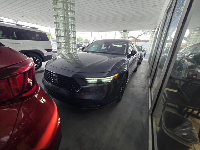 2025 Honda SE
