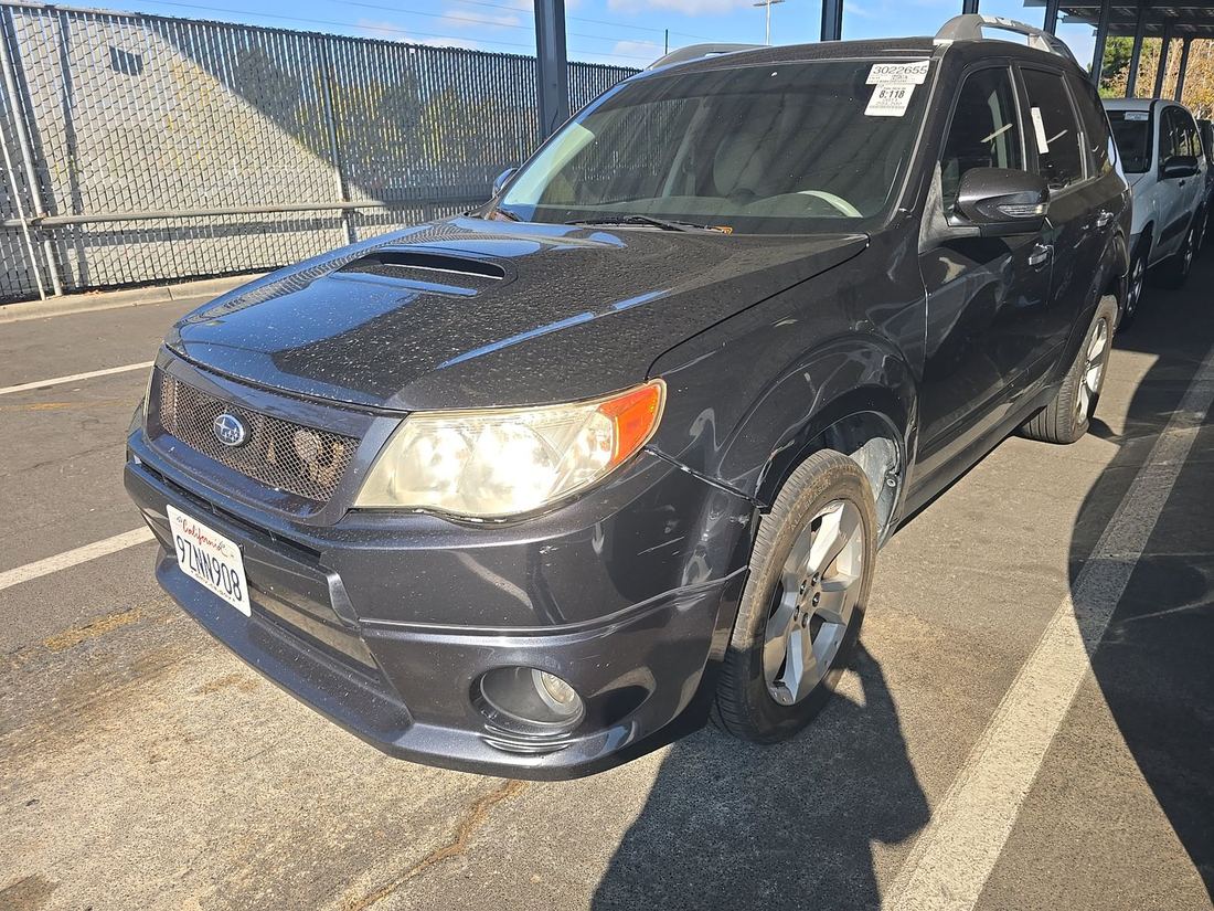 2011 SUBARU Ltd Plus w/NAVI