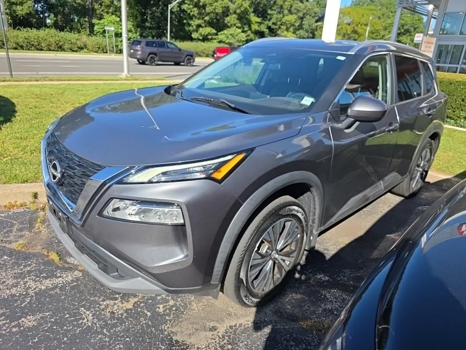 2023 Nissan SV