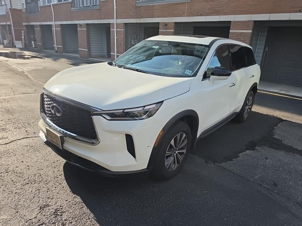 2023 INFINITI Pure