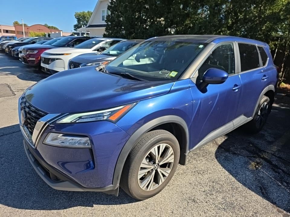 2023 Nissan SV