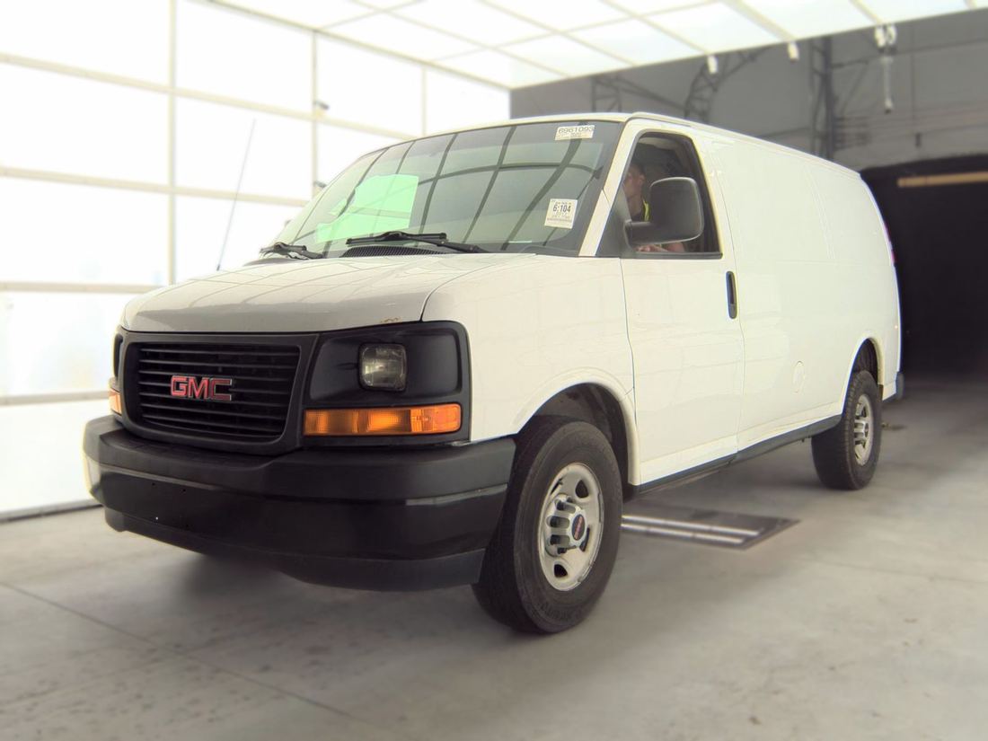 2017 GMC 3500 Cargo