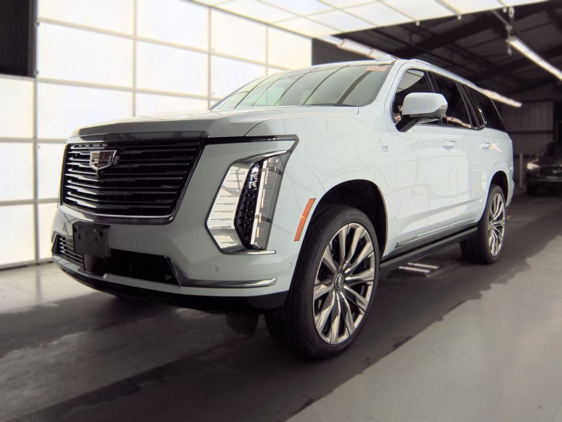 2026 CADILLAC Platinum Luxury
