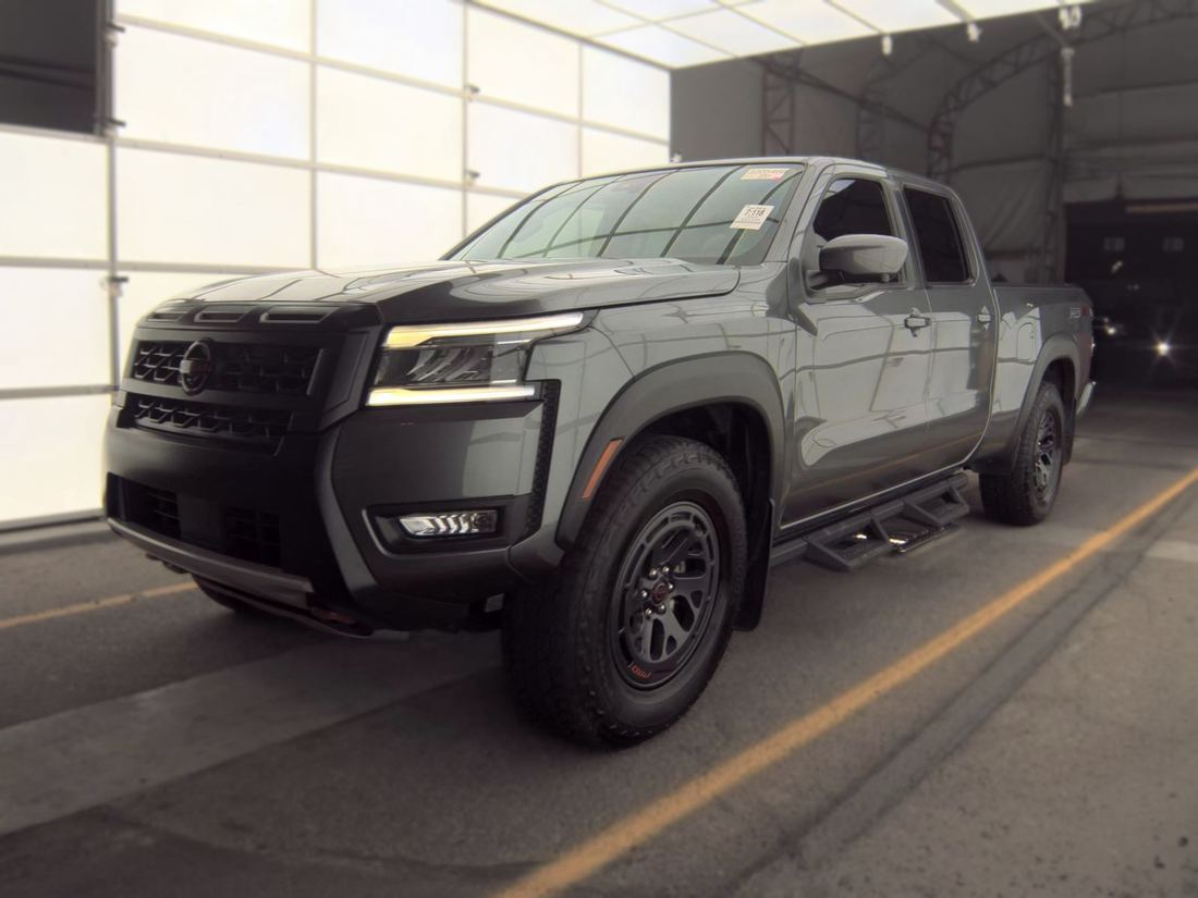 2025 NISSAN Frontier