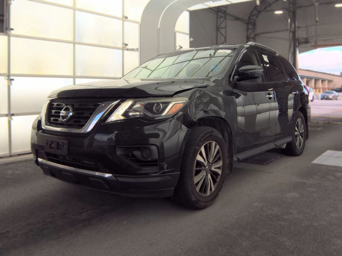 2017 NISSAN Pathfinder