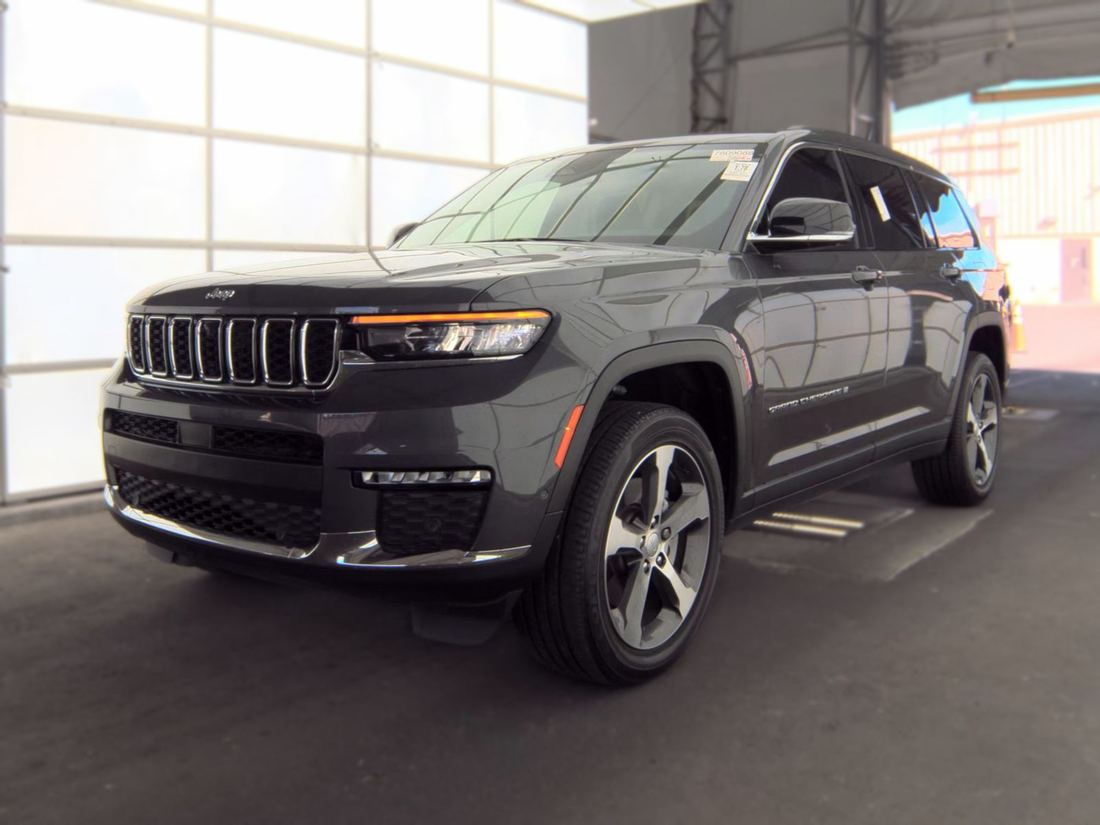2023 JEEP Limited