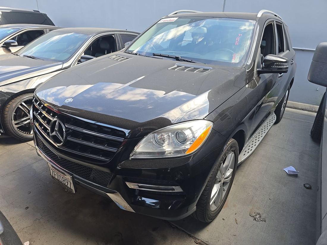 2015 MERCEDES-B None