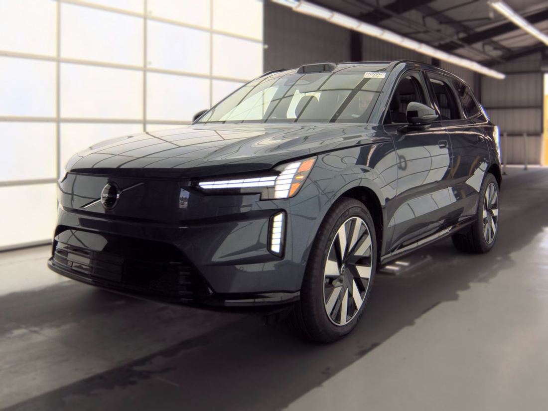 2025 VOLVO Ultra