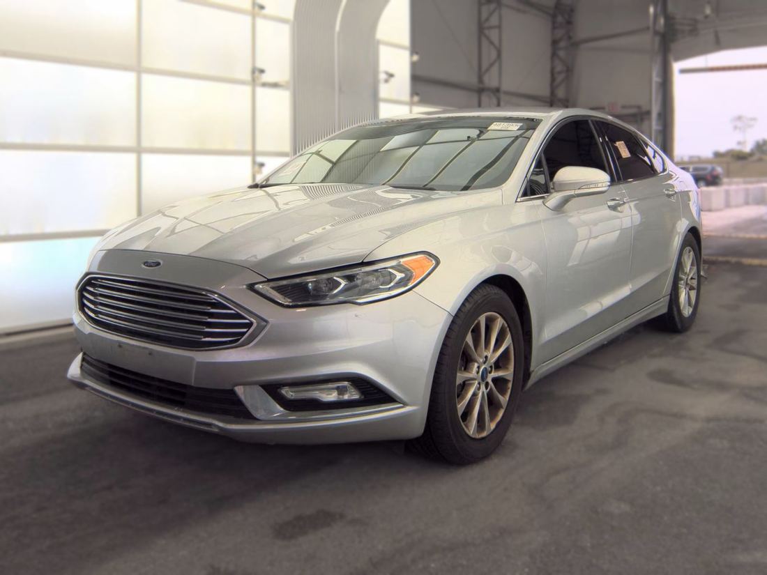 2017 Ford SE