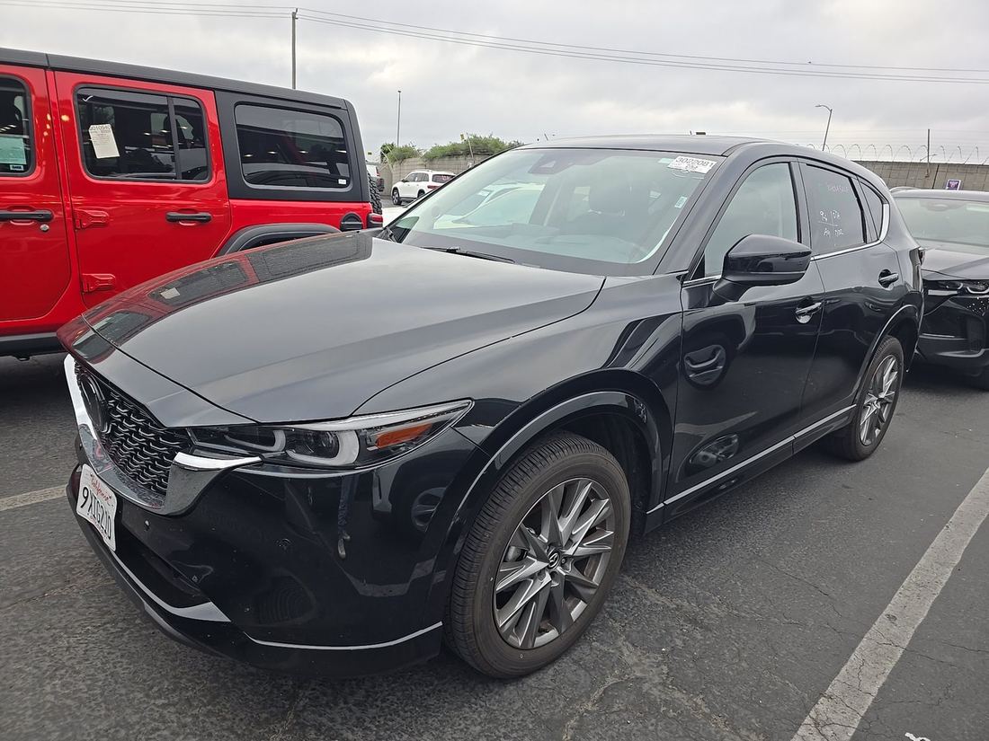 2025 MAZDA Premium Plus