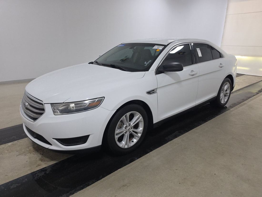 2017 Ford SE