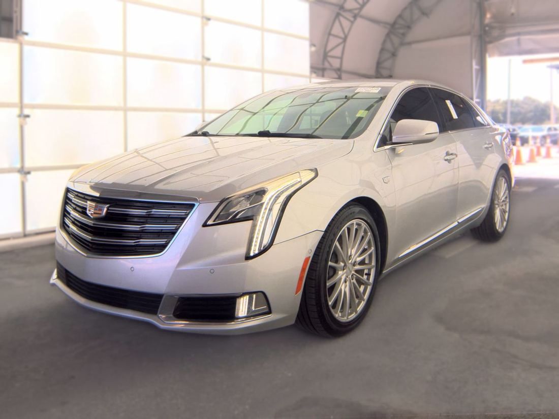 2018 Cadillac Luxury