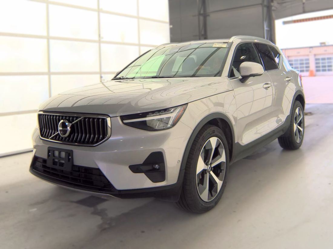 2025 VOLVO Plus Bright