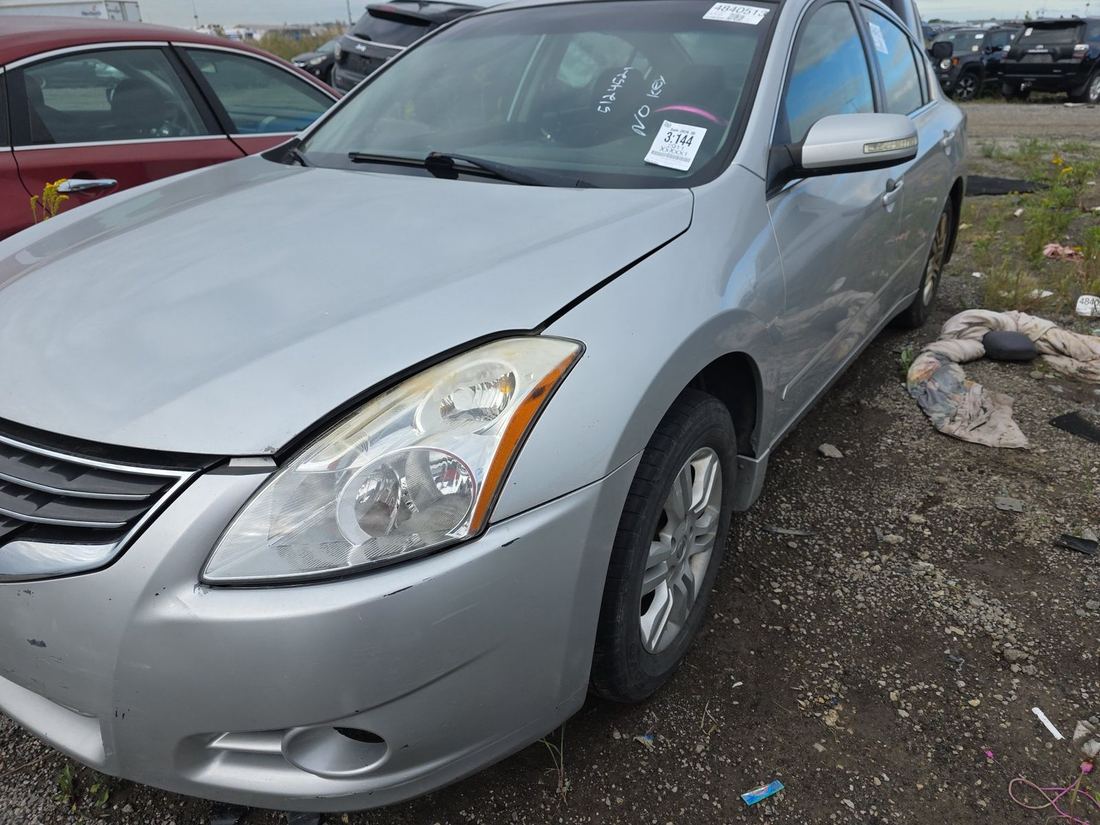 2011 NISSAN Altima