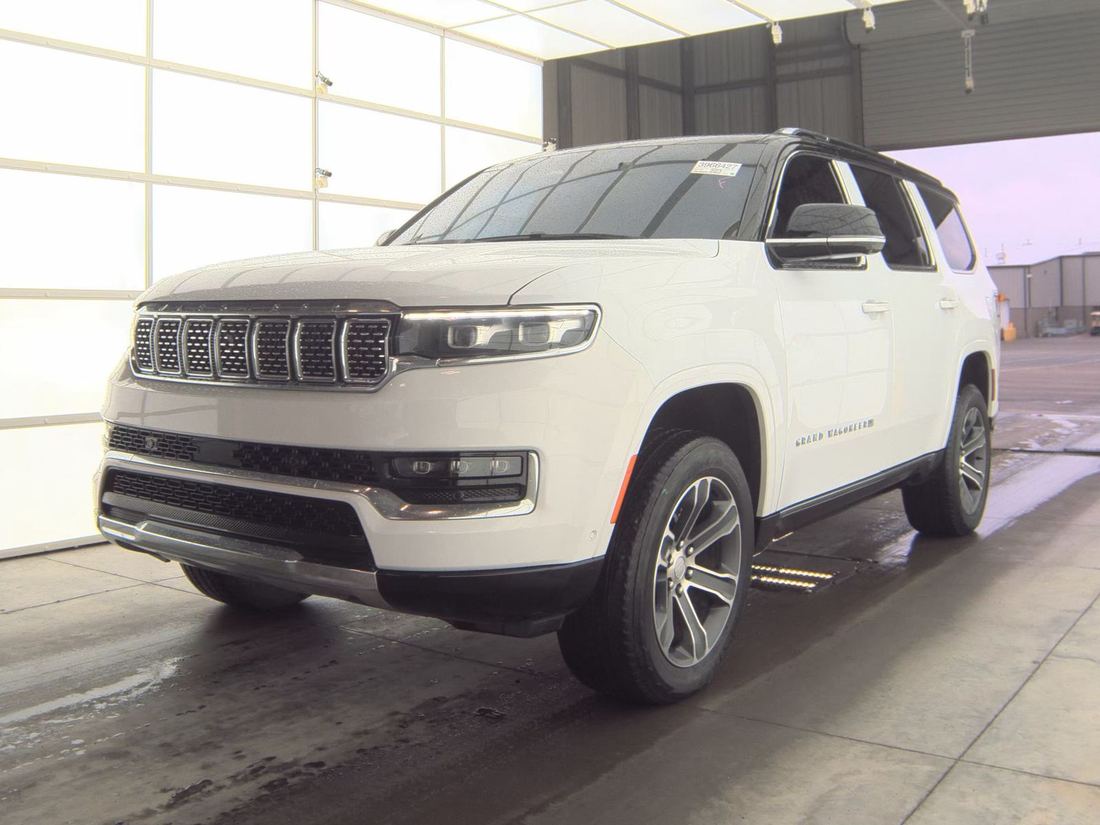 2023 Jeep Base