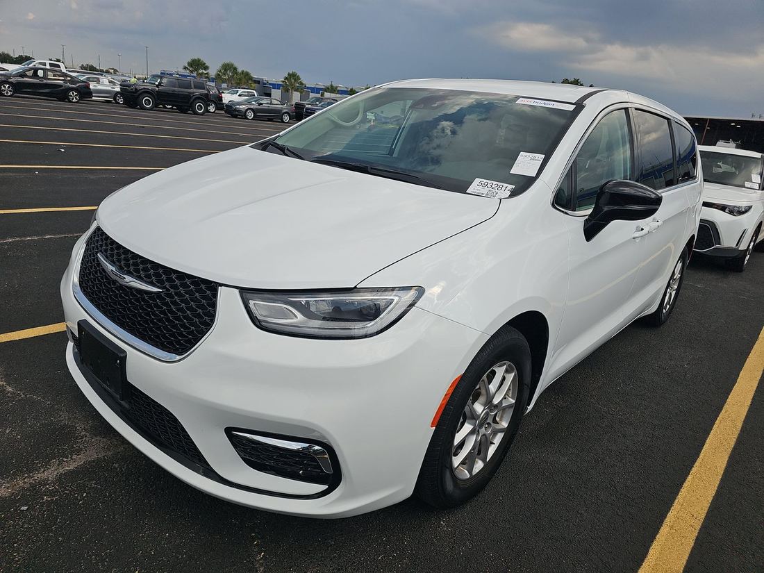 2024 Chrysler RU
