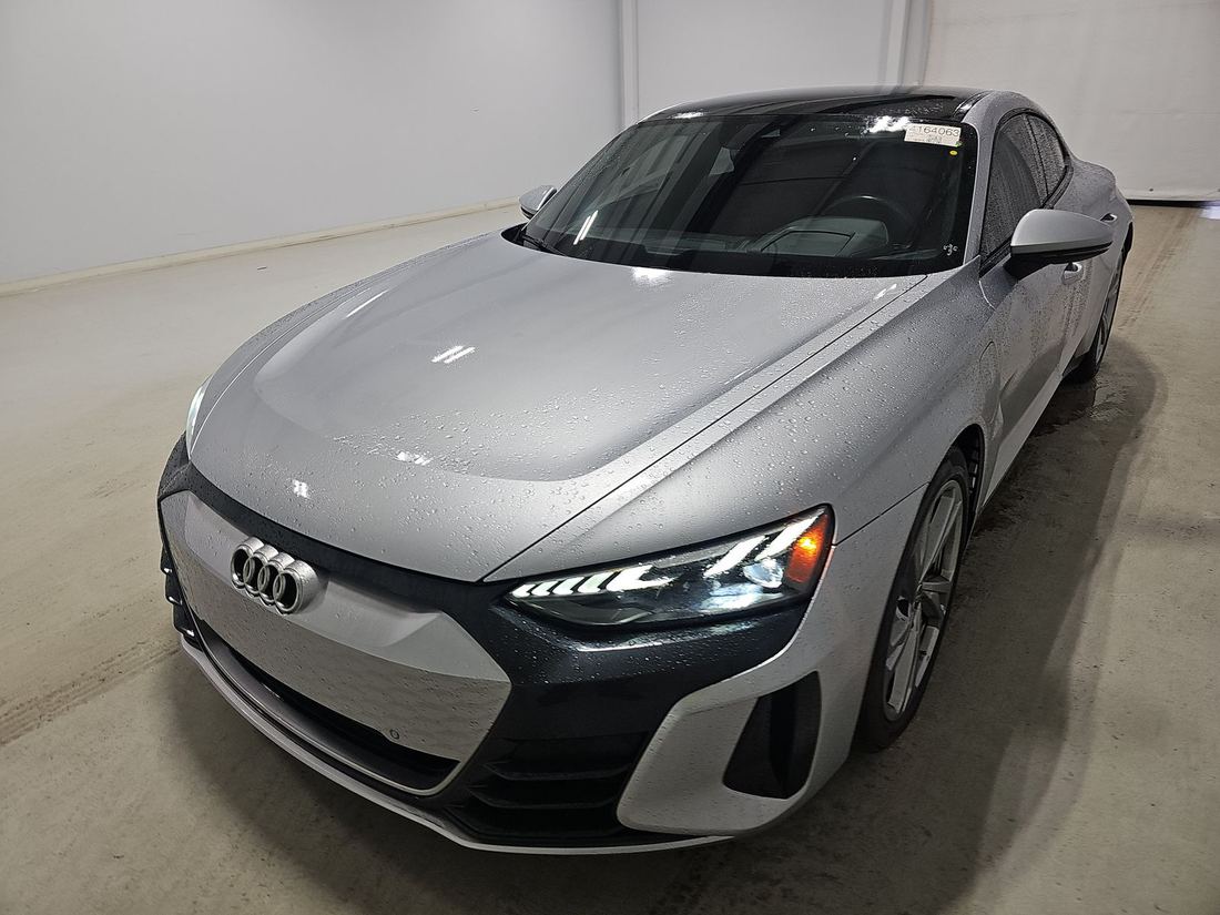 2023 Audi quattro Premium Plus