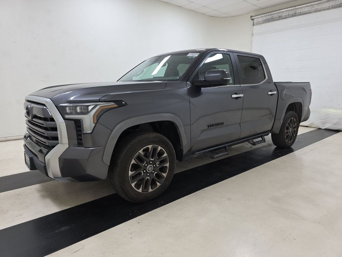 2024 Toyota 75 Series