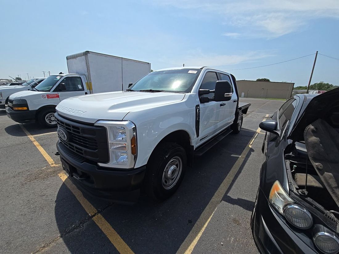 2025 Ford F-Series Super Duty-Single Rear Wheels