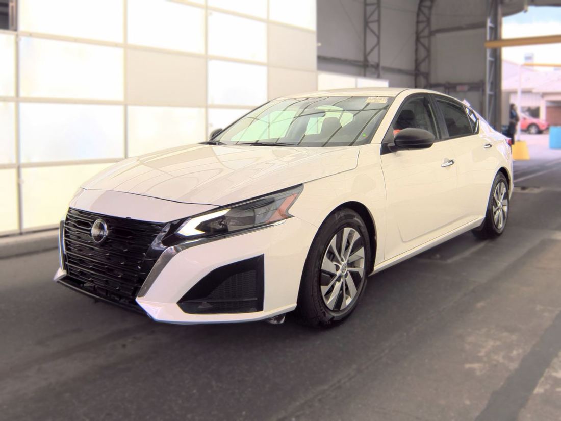 2024 Nissan S