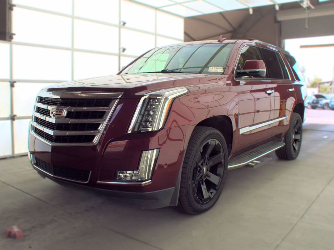 2020 Cadillac Luxury