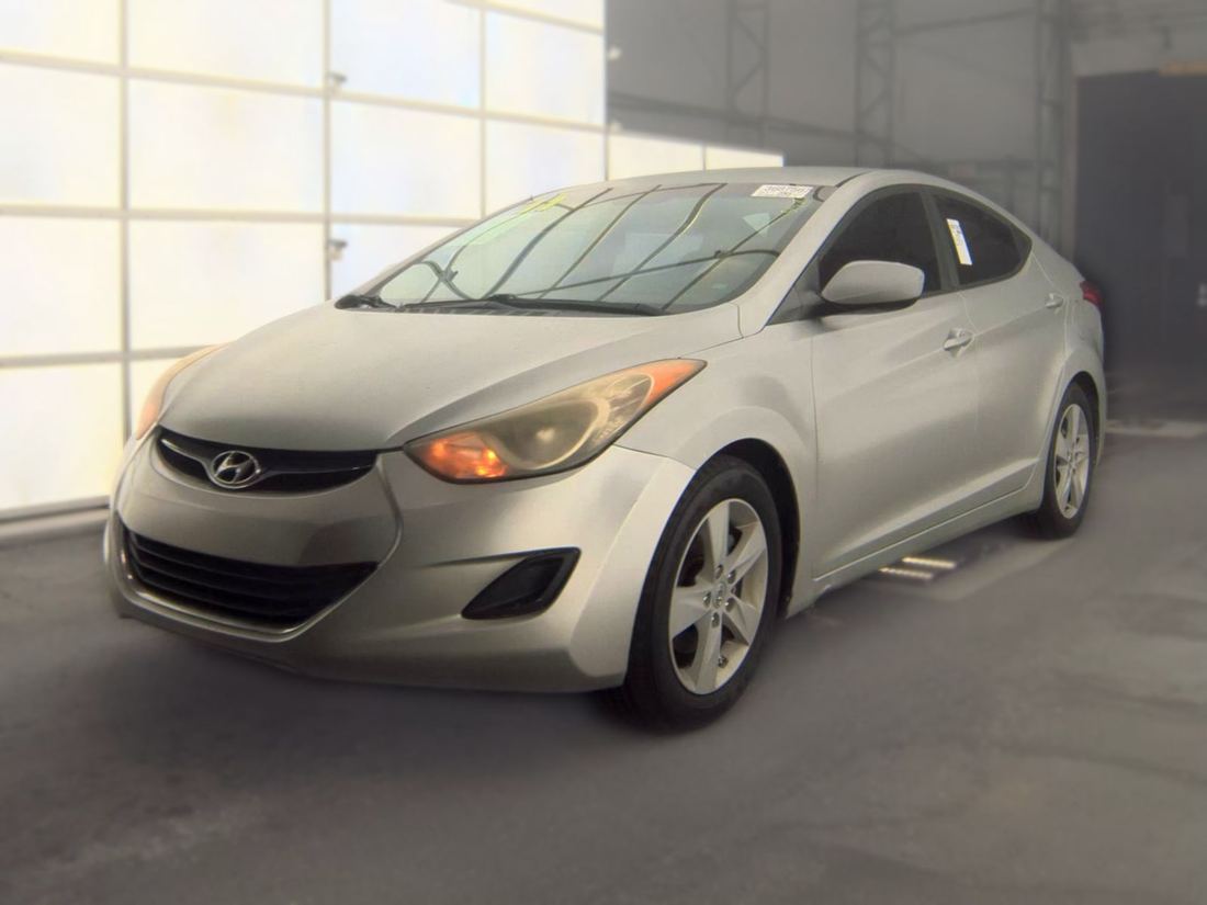2011 Hyundai GLS (Middle grade)