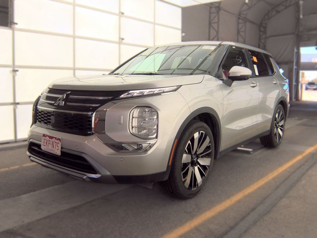 2025 Mitsubishi SE, Ralliart, Trail Edition