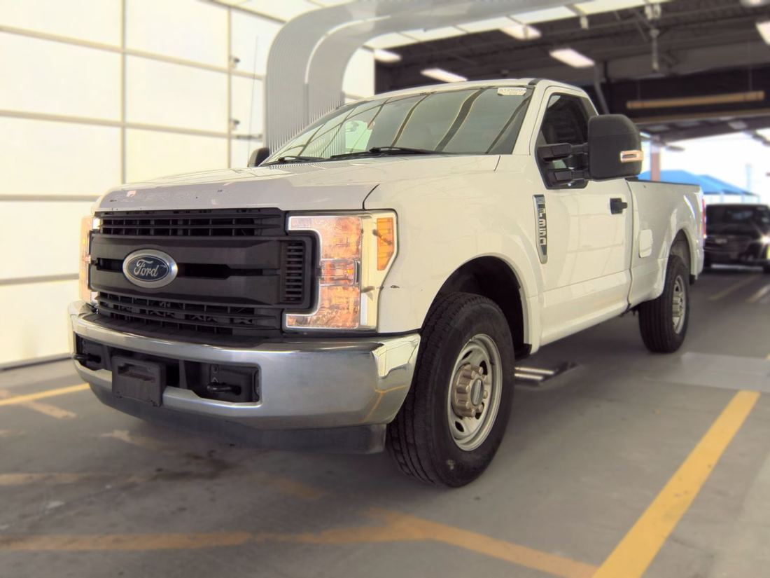 2017 Ford Super Duty - Single Rear Wheel
