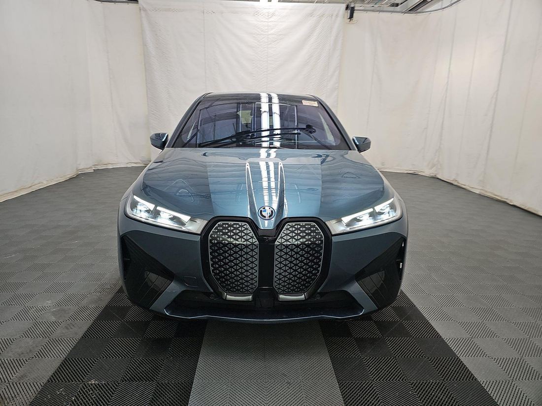 2024 BMW xDrive50