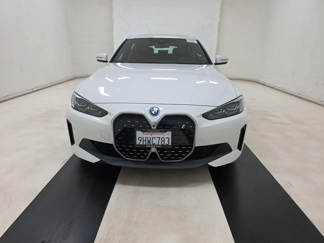 2024 BMW eDrive40