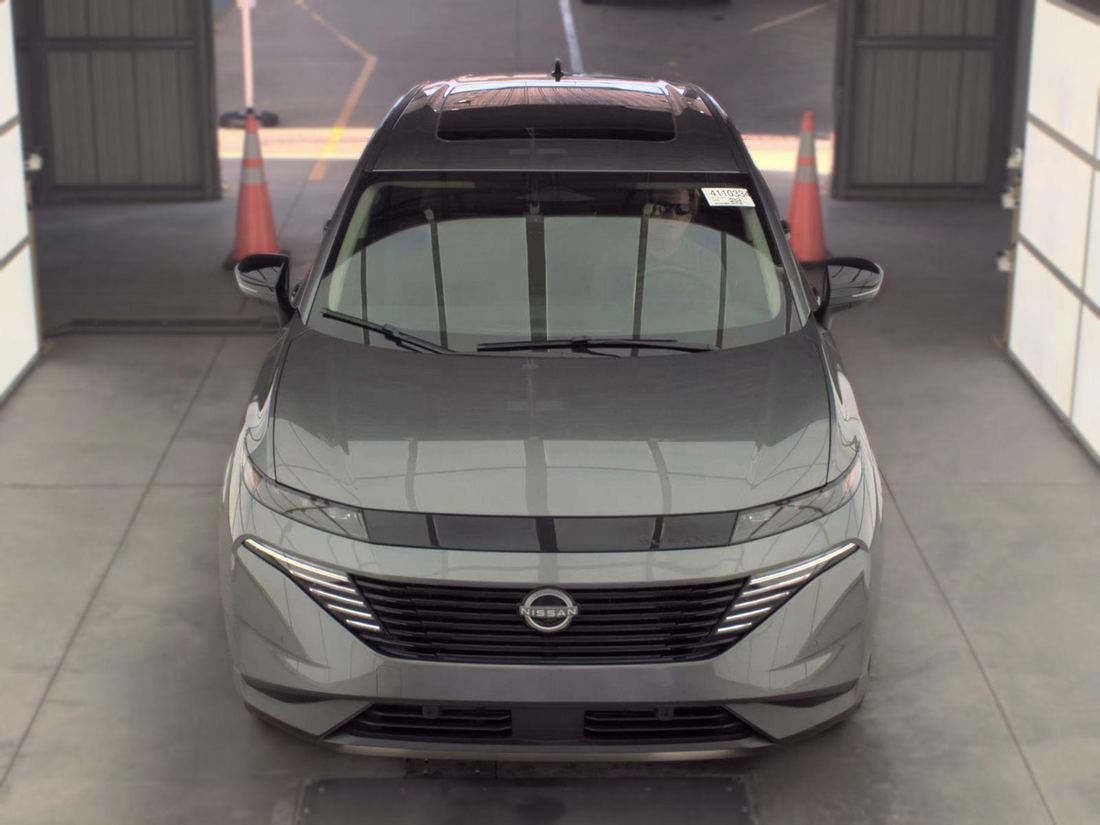2026 Nissan SL